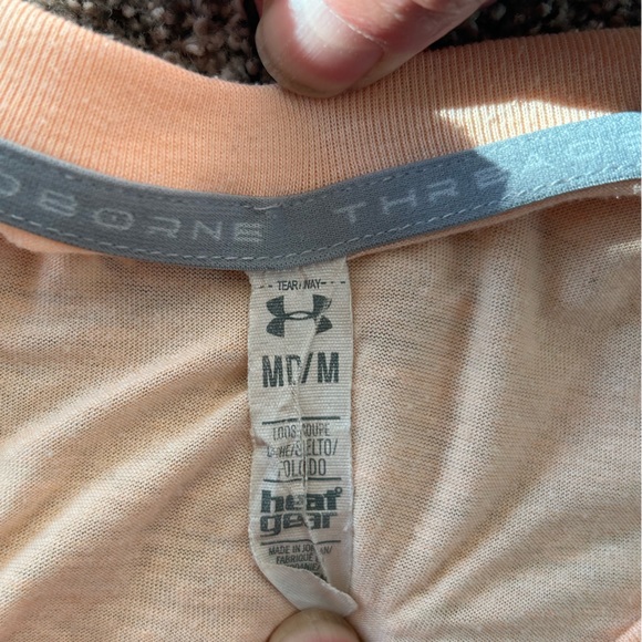 Under Armour top - Picture 5 of 6
